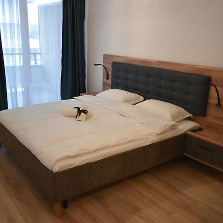 Save Relaxing Residence Braşov Eksteriør billede