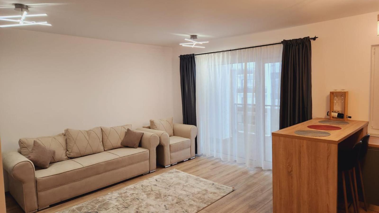 Save Relaxing Residence Braşov Eksteriør billede